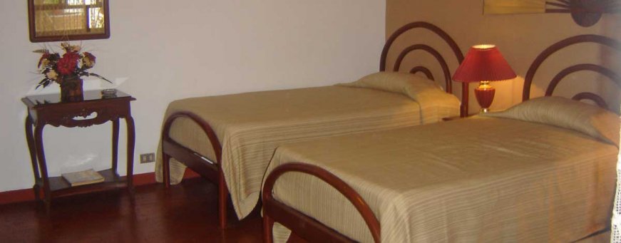 pe_nxz_oro viejo (6).jpg