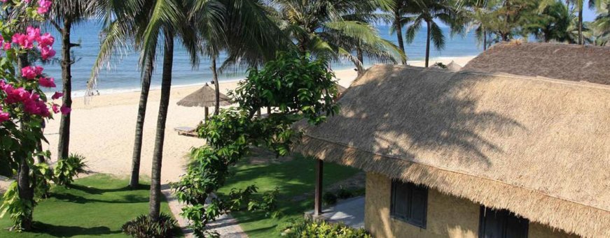 vn, mui ne, bamboo village beach.jpg