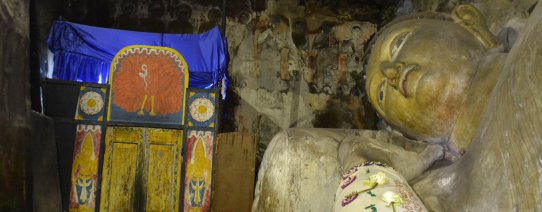 sri lanka, dambulla, golden temple (4).jpg