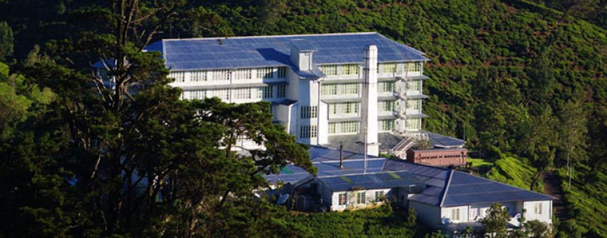 lk, nuwara eliya, heritance tea factory, buitenkant.jpg