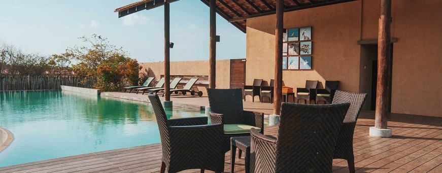 lk, mannar island, the palmyrah house, zwembad.jpg