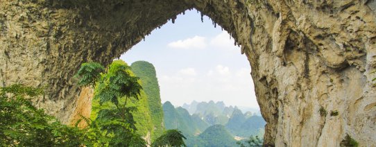 cn, yangshuo, moon hill (4).jpg
