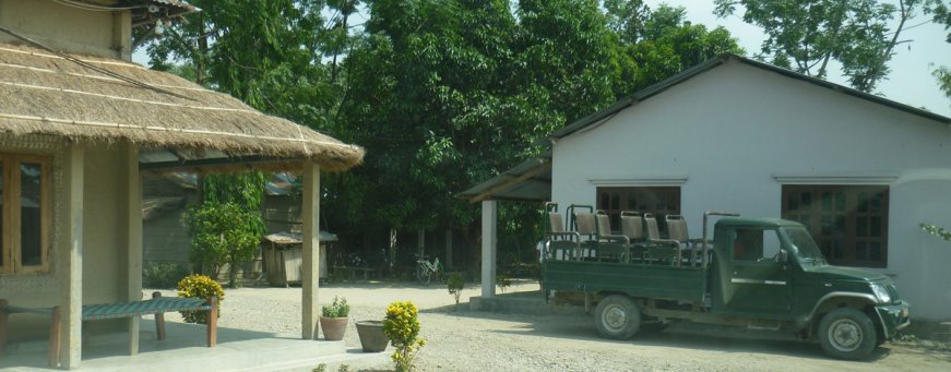 np_chitwan_machan country villa (1).jpg