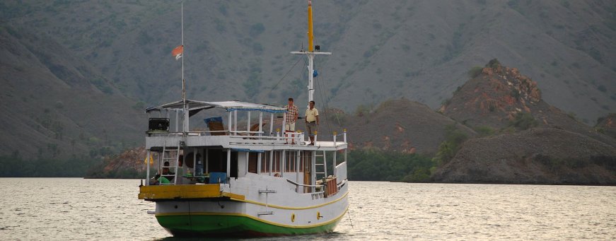 id, flores, boot naar komodo (2).jpg