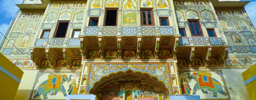 in, mandawa, painted haveli.jpg