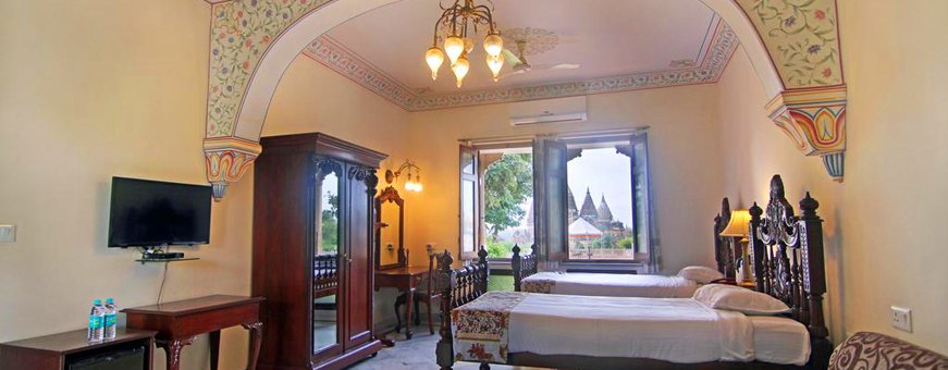 in, orchha, amar mahal (6).jpg