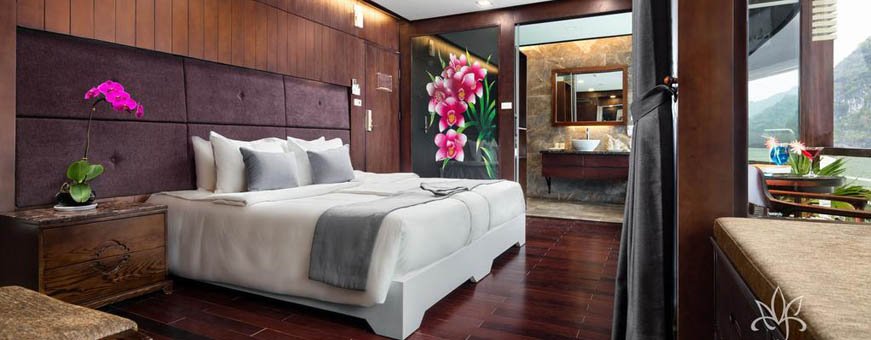 vn, halong bay, orchid cruise, suite balcony bewerkt.jpg