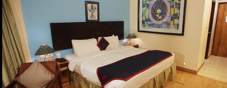 in, rishikesh, ganga kinare, deluxe kamer.jpg