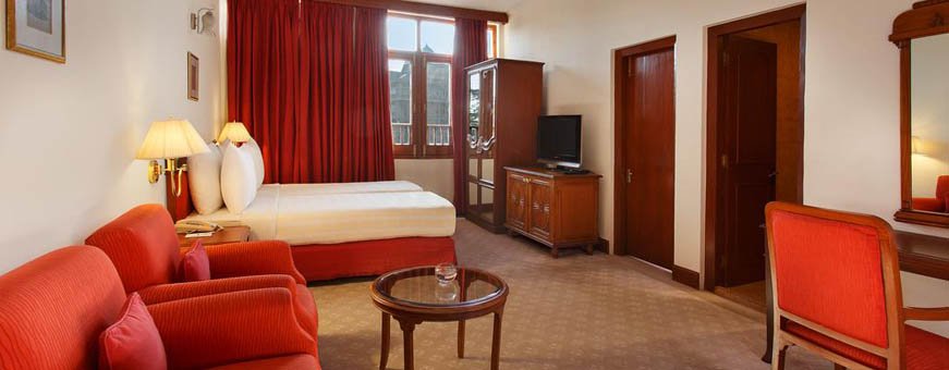 in, shimla, clarkes, deluxe kamer (2).jpg