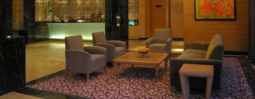 in, chandigarh, taj, lounge.jpg