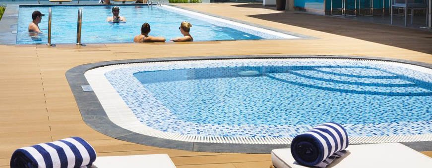vn, nha trang, liberty central, swimming pool.jpg