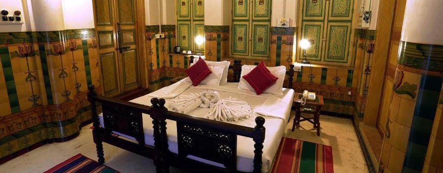 in, chettinad karaikudi, chettinadu mansion, deluxe heritage double room.jpg