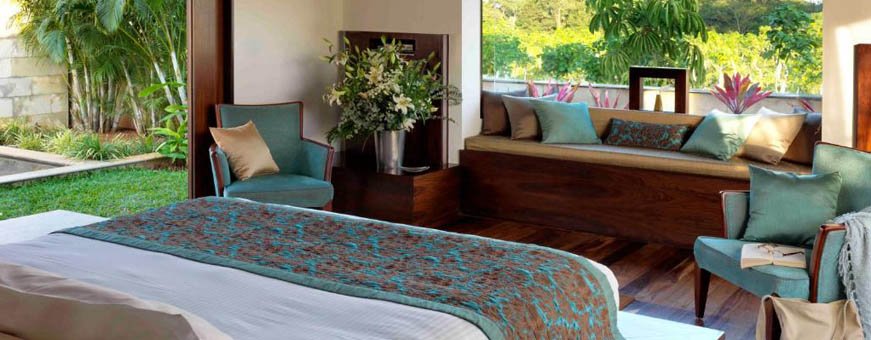 in, chikmagular hassan, the serai, tweepersoonskamer met extra bed.jpg