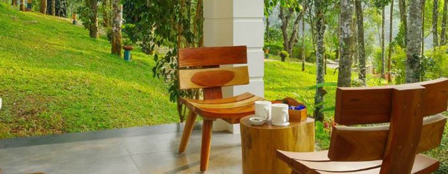 in, periyar thekkady, niraamaya retreats cardamom club, cottage terras.jpg