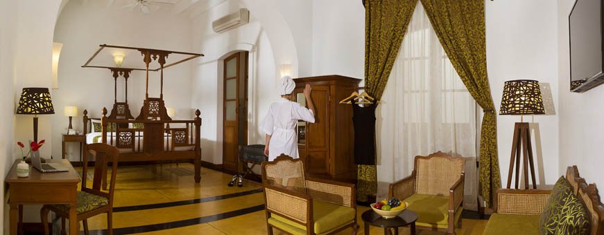 in, pondichery, palais de mahe, deluxe kamer (lx).jpg