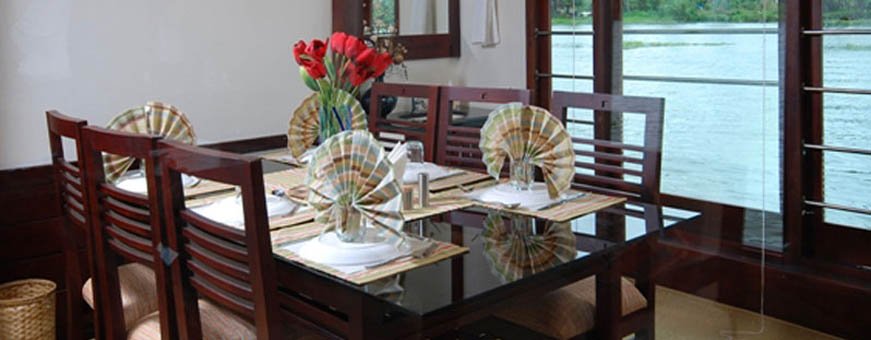 in, kerala backwaters, evergreen houseboats3.jpg
