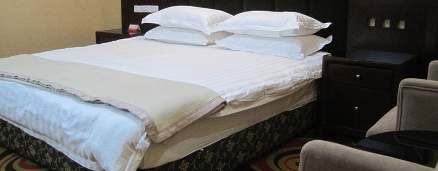 TB, everest hotel, xegar shegar quomolangma  (4).jpg