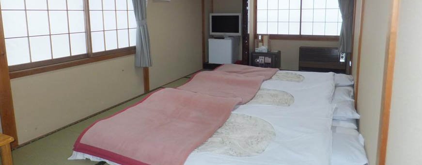 jp,takayama, minshuku iwatakan (1).jpg