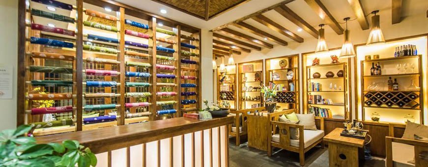 cn, lijiang, yue tu inn, lounge.jpg