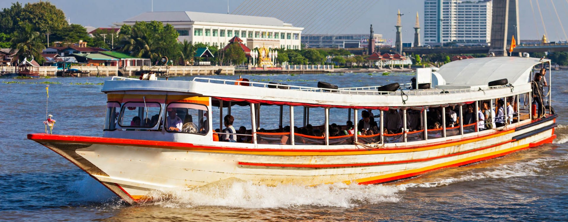 Boot op Chao Phraya rivier