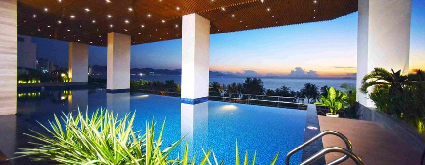 vn, nha trang, queen ann, zwembad.jpg