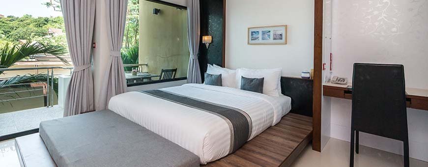 th, koh phangan, cocohut, deluxe kamer.jpg