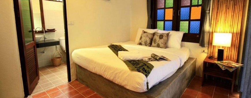 th, koh lanta, coco lanta, eco kamer met uitzicht op tuin.jpg