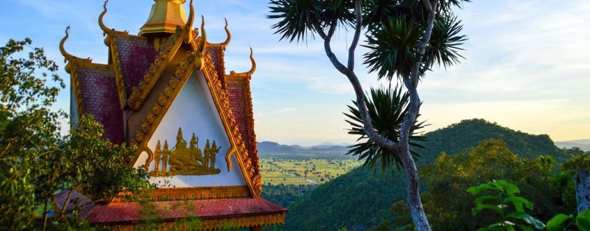 KH, Battambang, Phnom Sampeau.jpg