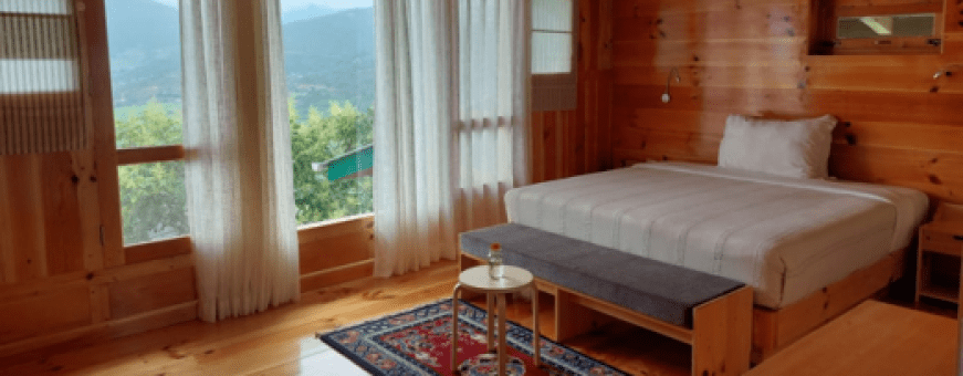 Bhutan, Punakha, Dhurma Farm, Kamer