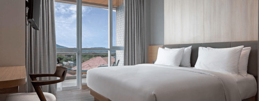 ID, Bukittingi, Santika, kamer