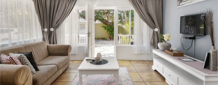 ZA, Dolphin Coast, Caza Beach Guesthouse