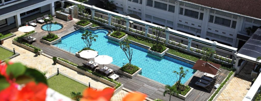 ID, Bandung, Grand Preanger, zwembad