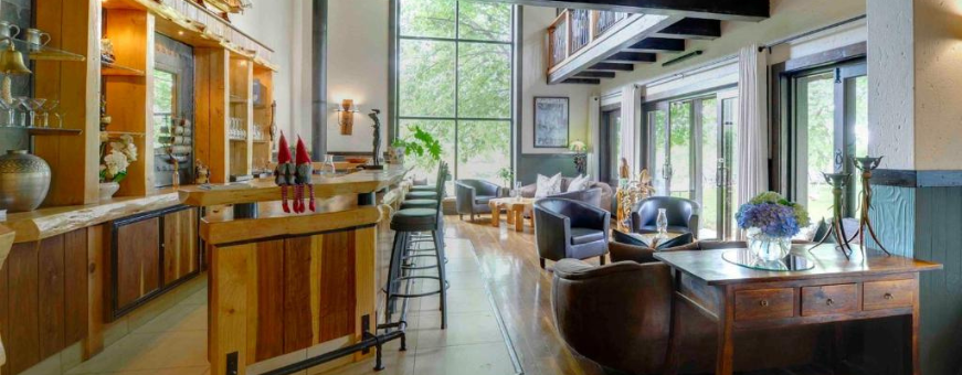 ZA, Drakensberg, Malachite Manor