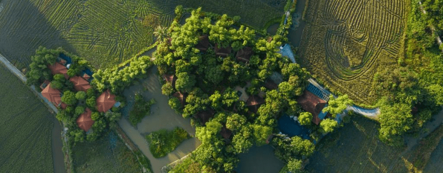 VN, Ninh Binh, Tam Coc Garden, omgeving