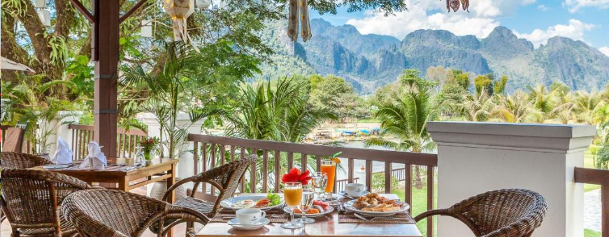 LA, Vang Vieng, Riverside Boutique Resort, restaurant