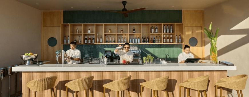 Sandakan, Ormund, Bar