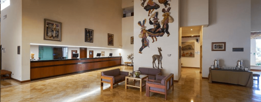 Pe, Puno, GHL Lago Titicaca