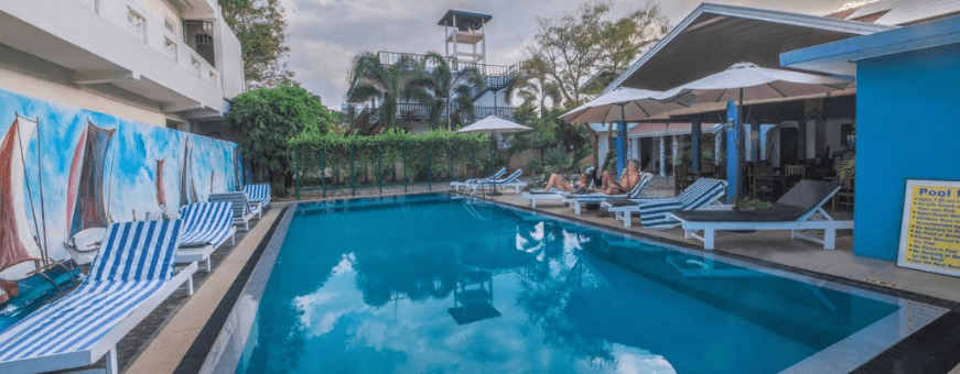 LK, Negombo, Blue Elephant, zwembad bewerkt
