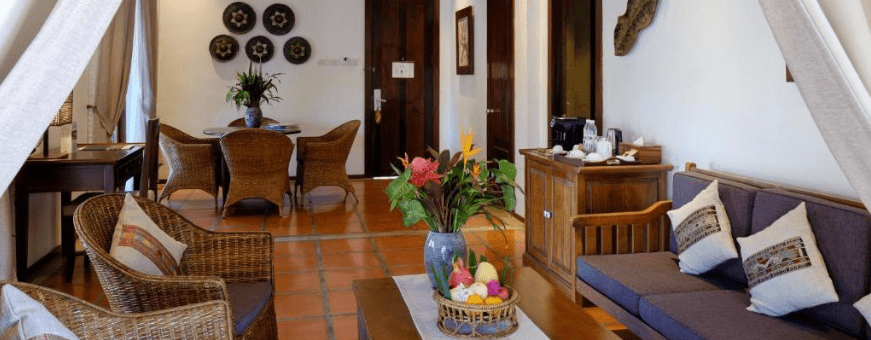 LA, Vang Vieng, Riverside Boutique Resort, lounge