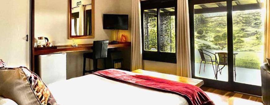 ZA, Drakensberg, Malachite Manor