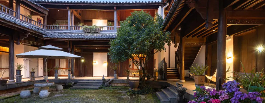 CN, Lijiang, Sedona Sanhe Hall, impressie