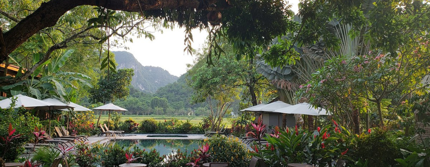 VN, Ninh Binh, Tam Coc Garden, zwembad