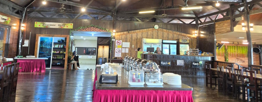 Kinabatangan Rivier, Bilit Rainforest Lodge, Restaurant
