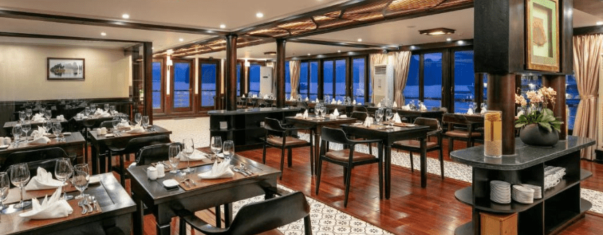 VN, Halong Bay, Pelican Classic, restaurant