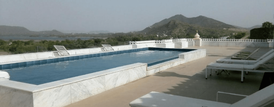 IN, Udaipur, Fateh Niwas, zwembad