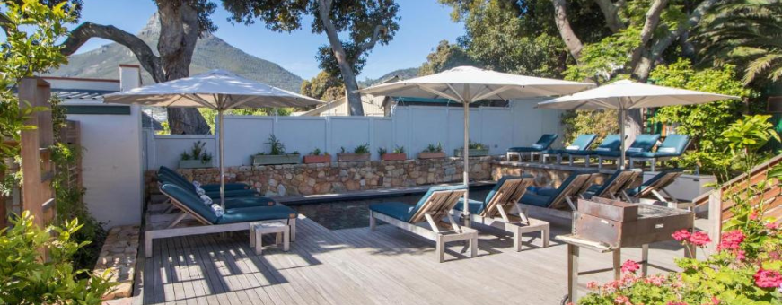 ZA, Camps Bay, Stone Cottages