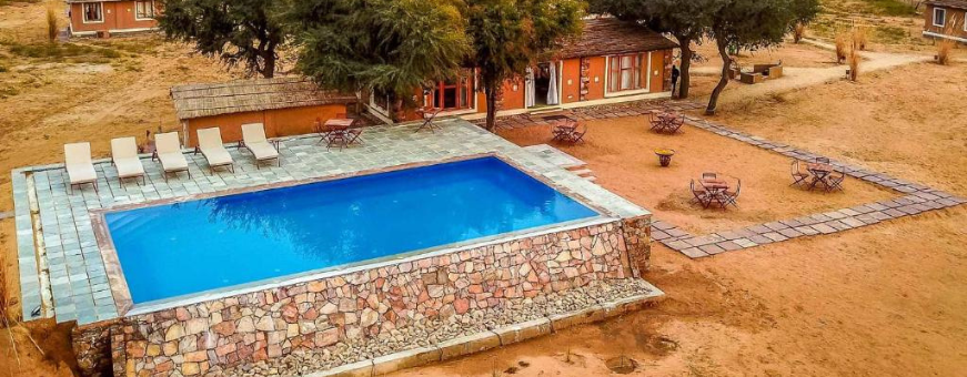 IN, Pushkar, Camp Land Ends, zwembad