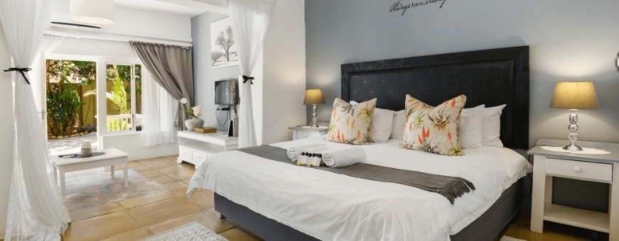 ZA, Dolphin Coast, Caza Beach Guesthouse