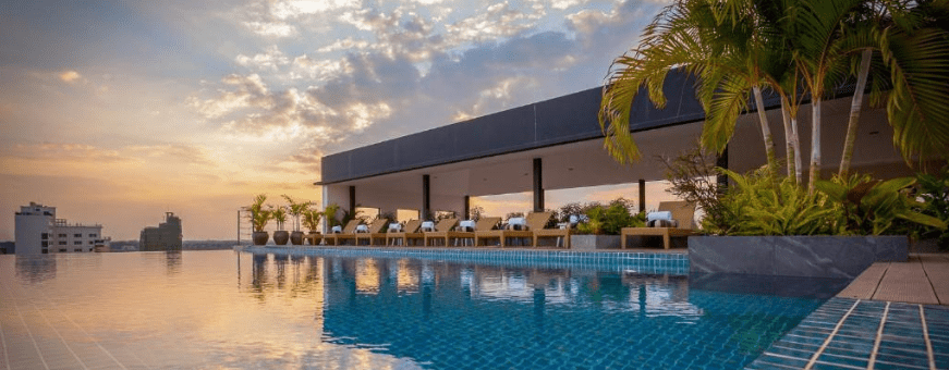 LA, Vientiane, Lao Poet Hotel, zwembad