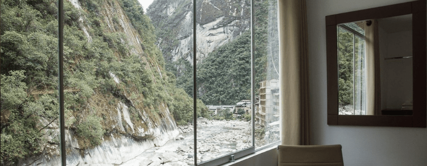 Pe, Derre Machu Picchu, uitzicht bewerkt